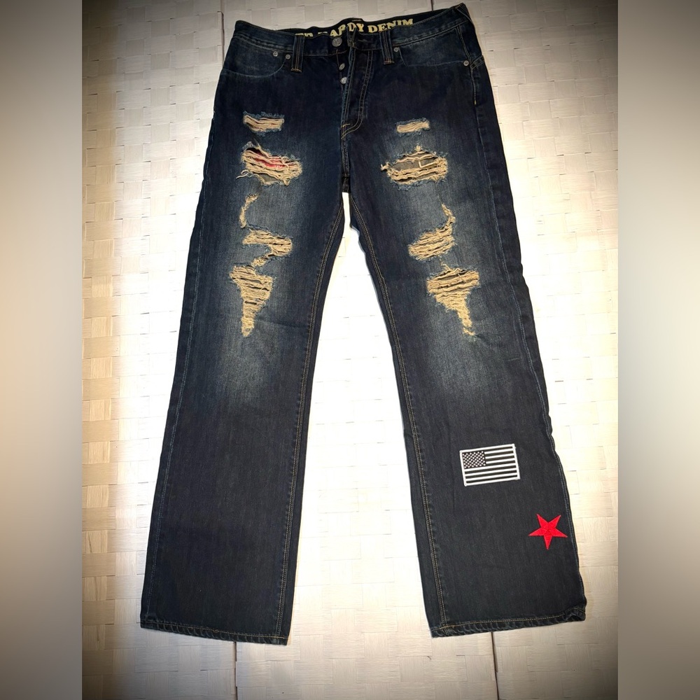 Ed Hardy Distressed Men’s Jeans with Red Star and Flag Patch. Size 34/34